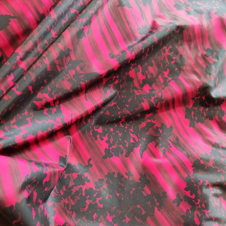 Exploring Personalized Twilly and Bandana Printing at Scarf Factory